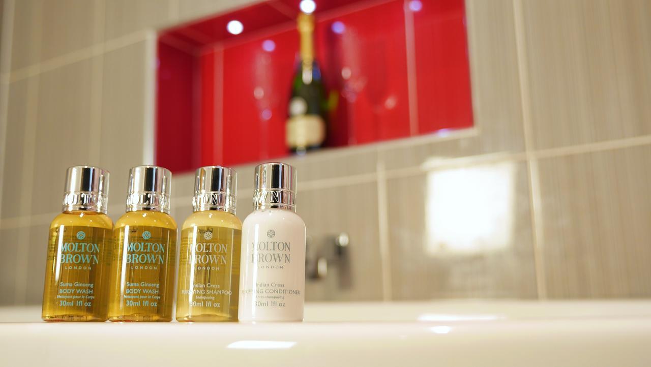 The Oceanic Luxury Aparthotel Falmouth Esterno foto