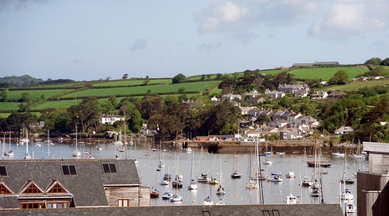 The Oceanic Luxury Aparthotel Falmouth Esterno foto