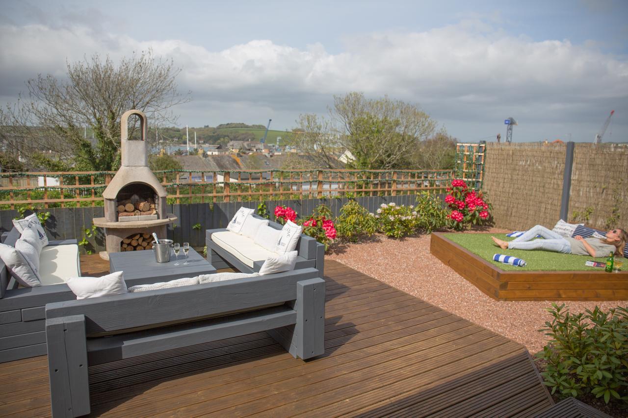 The Oceanic Luxury Aparthotel Falmouth Esterno foto