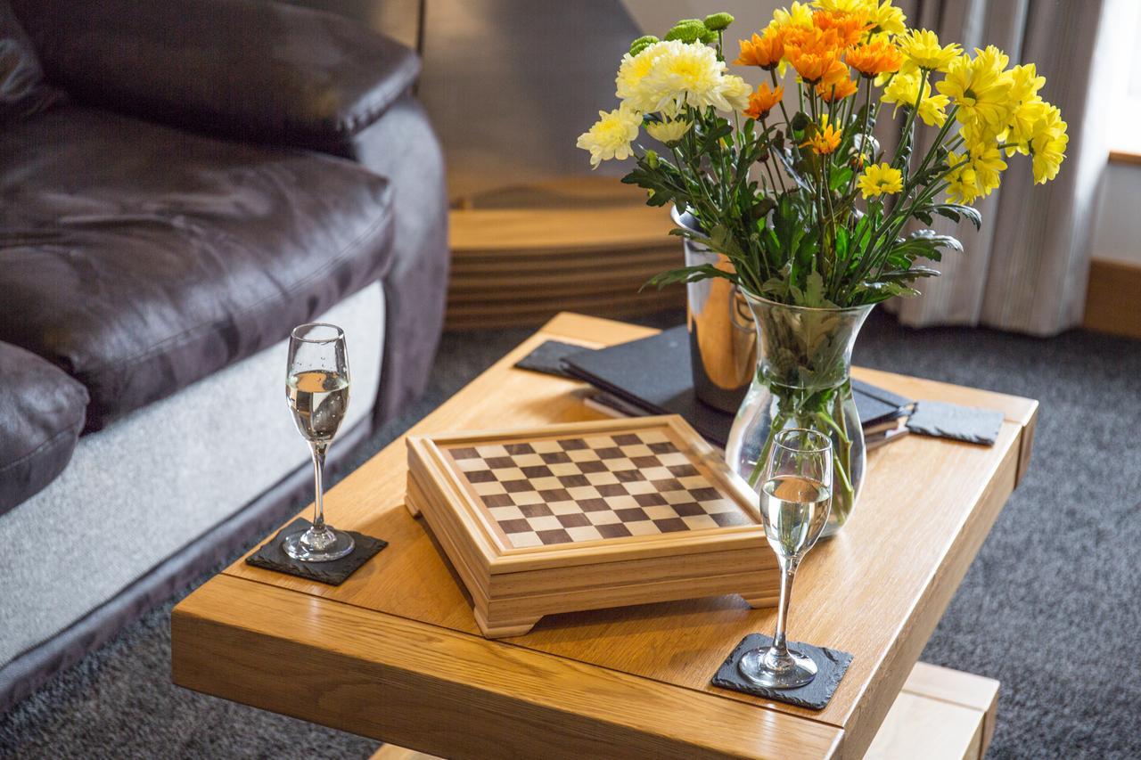The Oceanic Luxury Aparthotel Falmouth Esterno foto