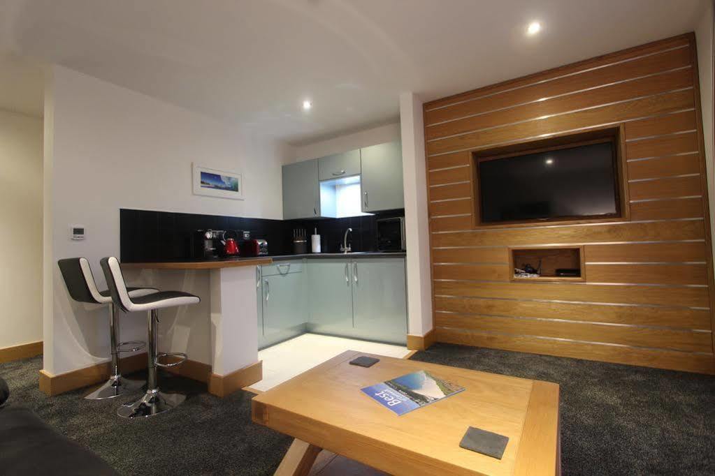 The Oceanic Luxury Aparthotel Falmouth Esterno foto